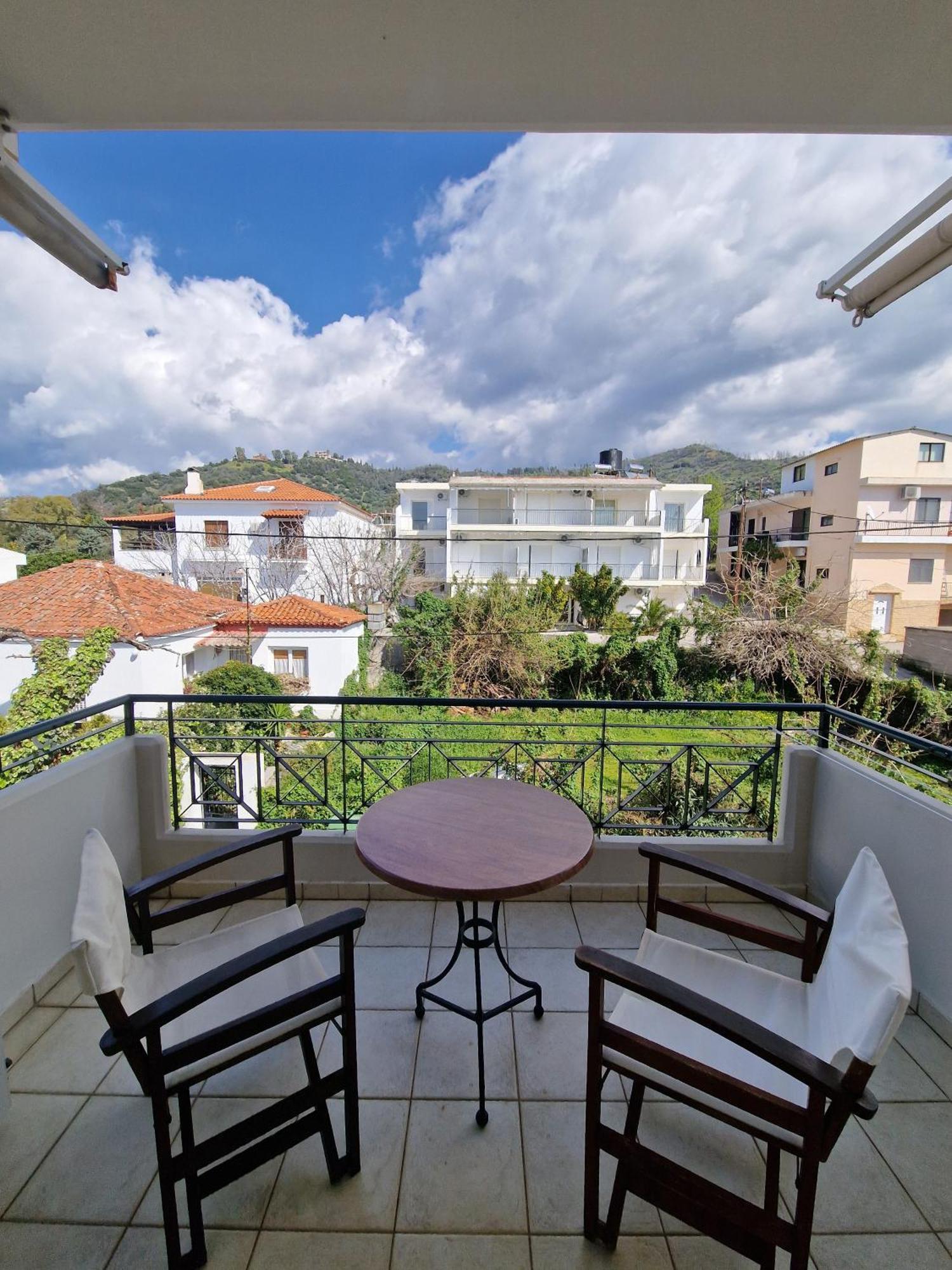 Porto Xronia Aparthotel Khronia Exterior photo