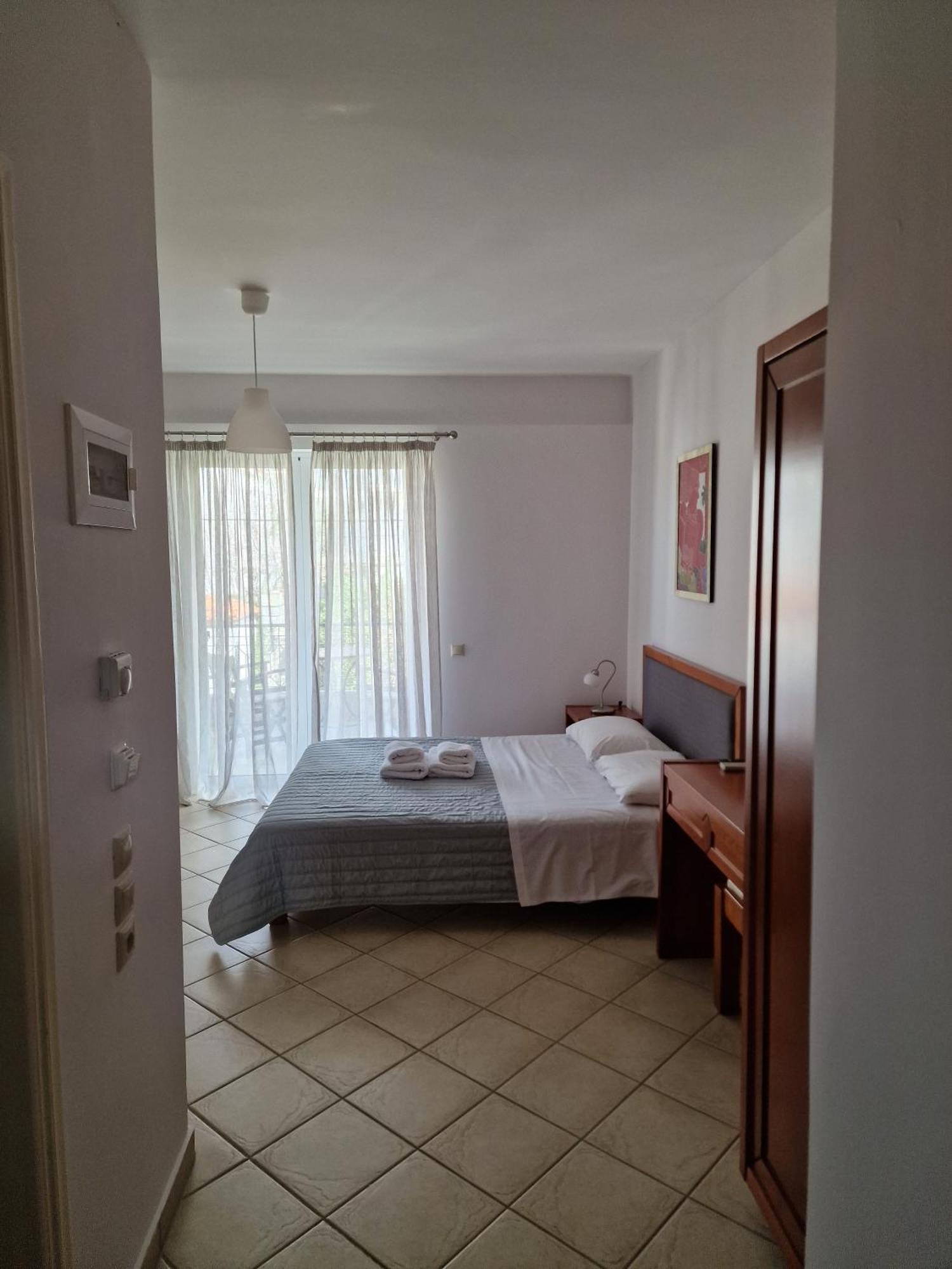 Porto Xronia Aparthotel Khronia Exterior photo