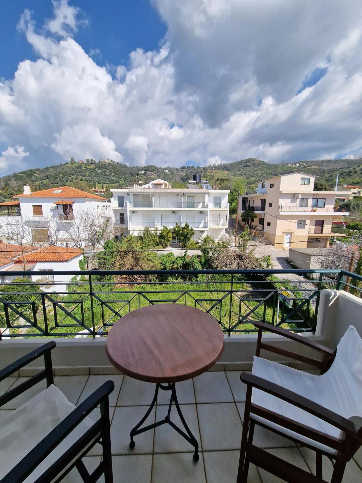 Porto Xronia Aparthotel Khronia Exterior photo